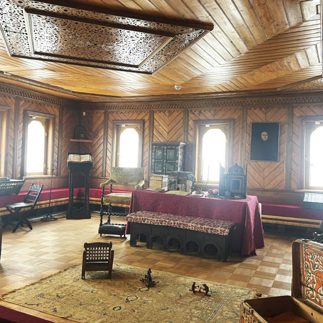 Палаты бояр Романовых