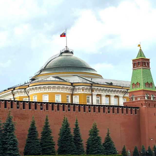 Пешеходная экскурсия "Стены и башни Кремля"